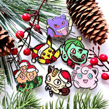 Festive Friends Pins!