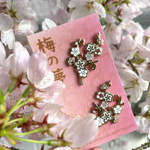 Ume / Plum Blossom Pin